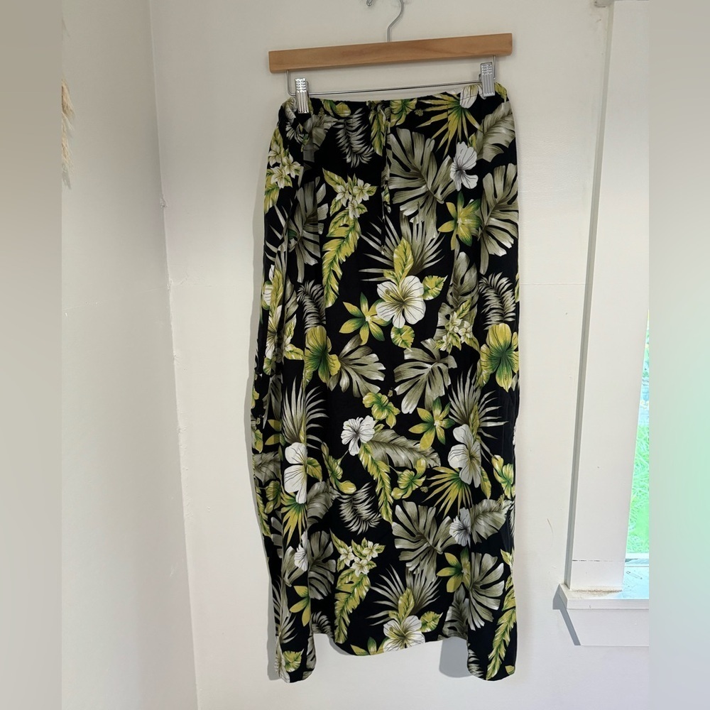 H. 90s Vintage Tropical Notations skirt black & green size 1x